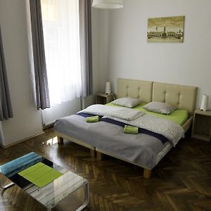 Dream Hostel&Apartments